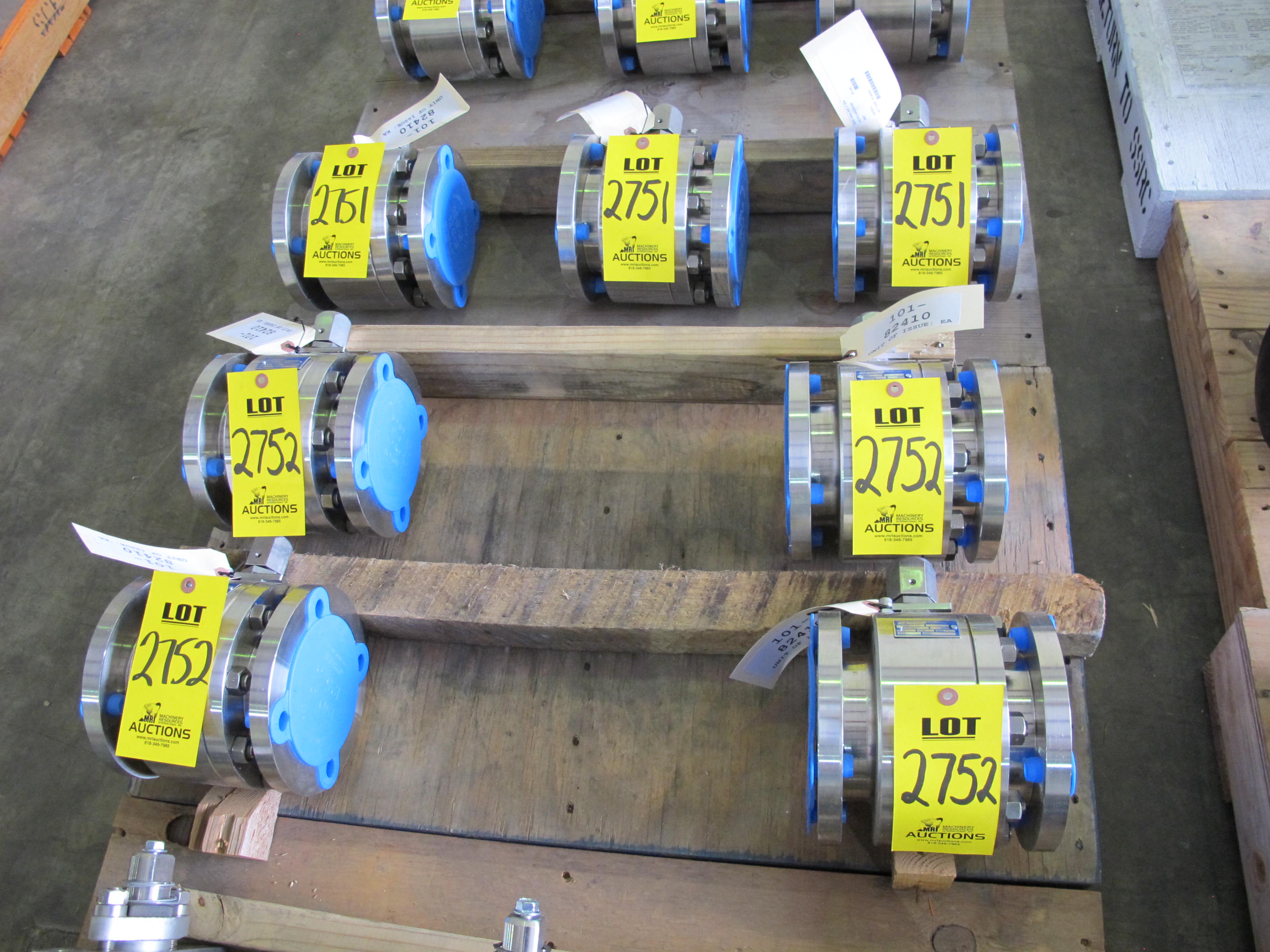 LOT (4) VALVE, BALLS, 3" PIPE SIZE, 150 LB. RAISED FACE FLANGES, 2 PIECE DESIGN, 316 SS, PTFE SEATS AND SEALS, WITH TRAVEL STOPS, SPECIAL, 7.280" FACE TO FACE DIMENSION, NO HANDLE, 1-1/2" HEX STEM NUT. CUSTOM P/N MV30-362 MANUFACTURED BY RICHARDS INDUSTRIES (MFR DWG# MV30-362, OR SCE DWG# 1814-AH846-D0001). PART # MV30-362 (W-51) LOADING & HANDLING FEE $15-